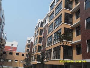 河南省平舆县舆新家园